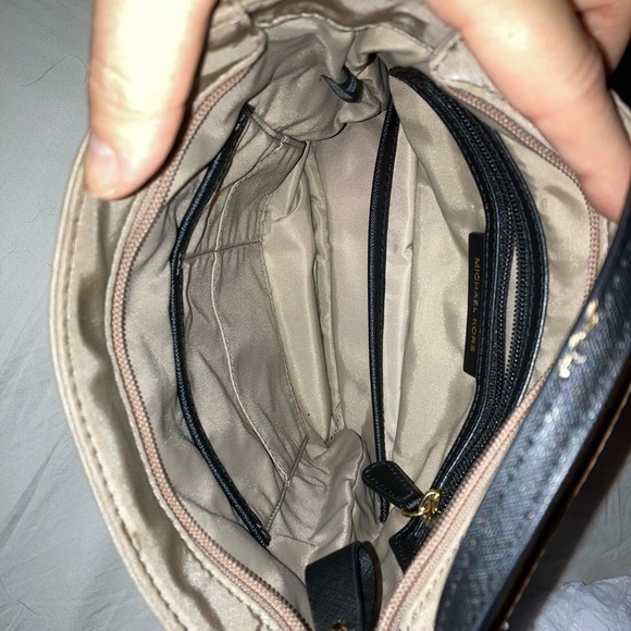 Michael Kors Tan and Black Crossbody Bag - Picture 2 of 6